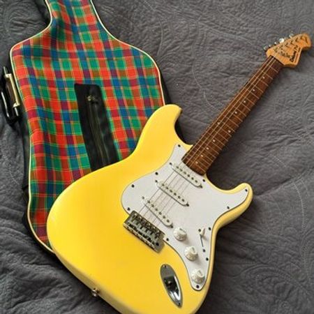 Elektro Gitara – Bakı – ucuztap.az