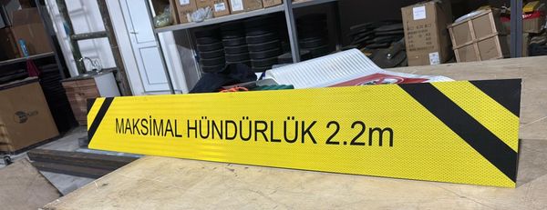 Məlumat lövhələri və Yol nişanları – Təhlükəsizlik sistemlərinin qurulması – ucuztap.az