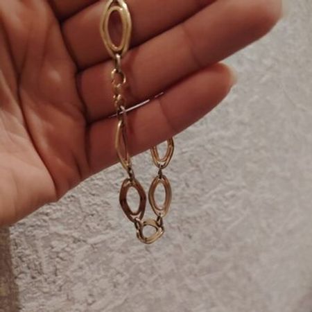 Qızıl Qolbaq – Bakı – ucuztap.az