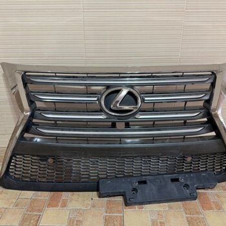 Lexus GX460 Ön Radiator Barmaqlığı – Bakı – ucuztap.az