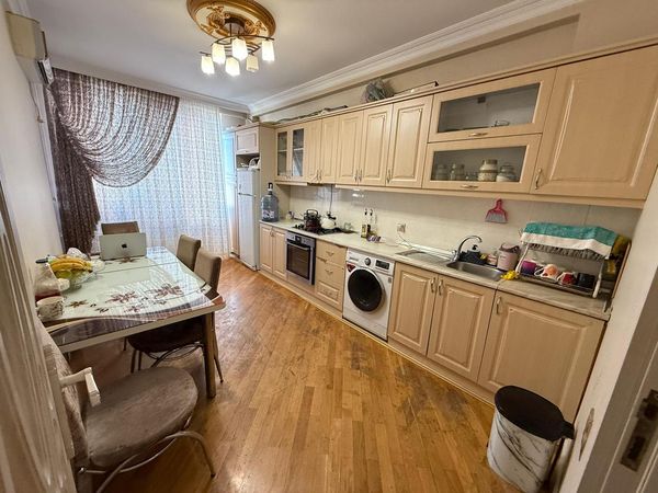 4 Otaqlı mənzil, 140 m², Yeni Yasamal Esed Ehmedov küç., Bakı – Mənzillər – ucuztap.az