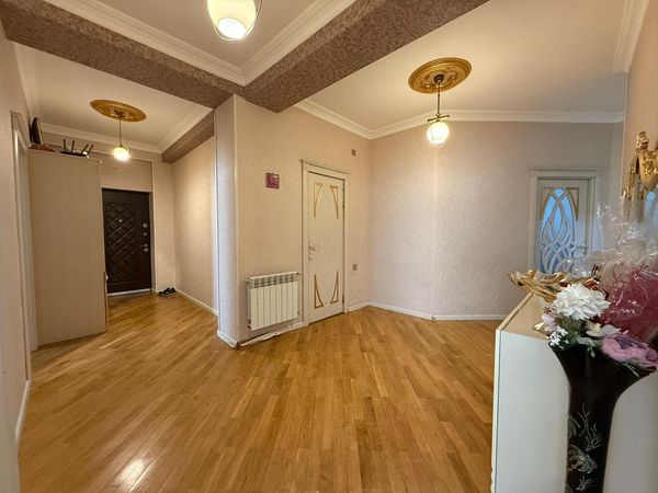 4 Otaqlı mənzil, 140 m², Yeni Yasamal Esed Ehmedov küç., Bakı – Mənzillər – ucuztap.az