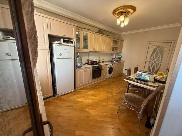 4 Otaqlı mənzil, 140 m², Yeni Yasamal Esed Ehmedov küç., Bakı – Mənzillər – ucuztap.az
