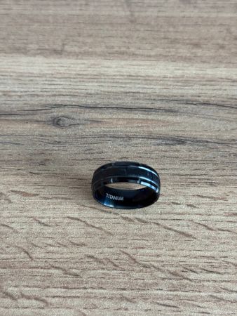 Black Titanium Ring Fidget – Bakı – ucuztap.az
