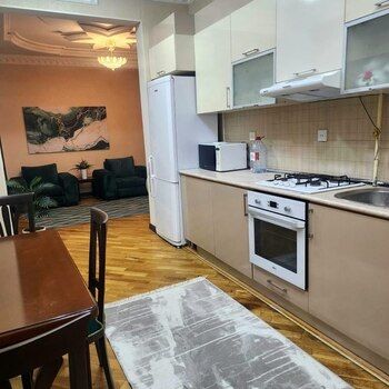 3-Otaqlı yeni tikili kirayə verilir, Sahil m., 110 m² – Bakı – ucuztap.az