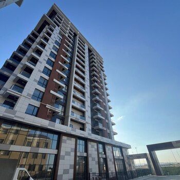 3-Otaqlı yeni tikili, Ziya Bünyadov küç.26, 126 m² – Kirayə verilir – ucuztap.az