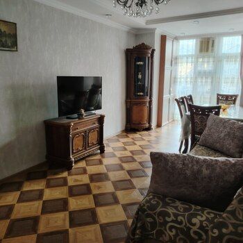 4-Otaqlı mənzil, H.Aslanov m., 90 m² – Kirayə verilir – ucuztap.az
