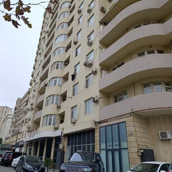 1-Otaqlı yeni tikili kirayə verilir, İnşaatçılar m., 55 m² – Bakı – ucuztap.az