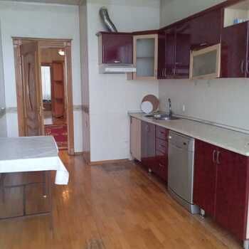 3-Otaqlı yeni tikili kirayə verilir, 8 Noyabr m., 135 m² – Bakı – ucuztap.az