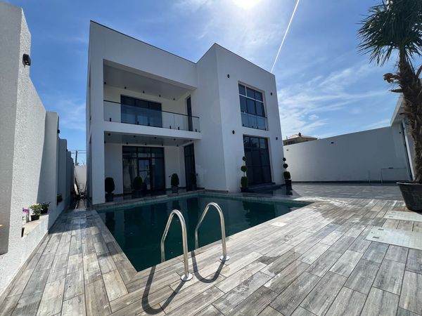 Bağ Evi, 220 M², Xəzər R., Bakı – Satış – ucuztap.az