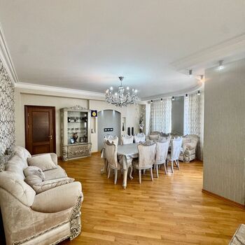 4-Otaqlı yeni tikili, Hüseyn Cavid pr., 200 m² – Kirayə verilir – ucuztap.az