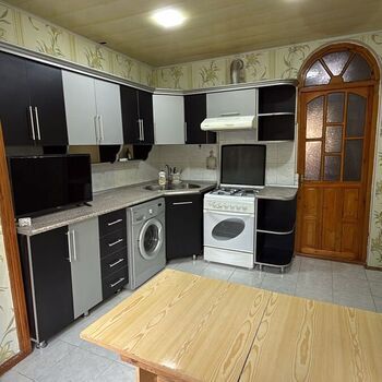 3-Otaqlı mənzil kirayə verilir, 10 -cu mkr., 72 m² – Bakı – ucuztap.az