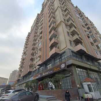 4-Otaqlı yeni tikili, İnşaatçılar m., 210 m² – Bakı – ucuztap.az