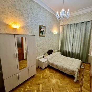 3-Otaqlı mənzil kirayə verilir, Rəsul Rza küç., 140 m² – Kirayə verilir – ucuztap.az