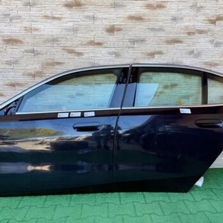 BMW G60 5 qapıları – Ehtiyat hissələri – ucuztap.az