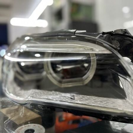 BMW F10 sol farası – Ehtiyat hissələri – ucuztap.az