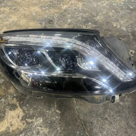 Mercedes S-Klass W222 farası – Ehtiyat hissələri – ucuztap.az