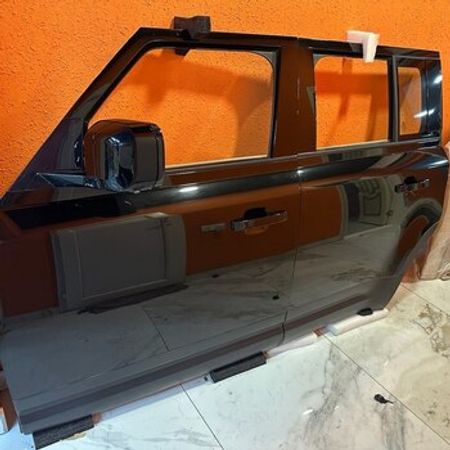 Land Rover Defender qapıları – Ehtiyat hissələri – ucuztap.az