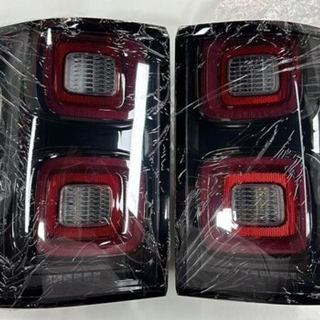 Range Rover Vogue arxa stop işıqları – Ehtiyat hissələri – ucuztap.az