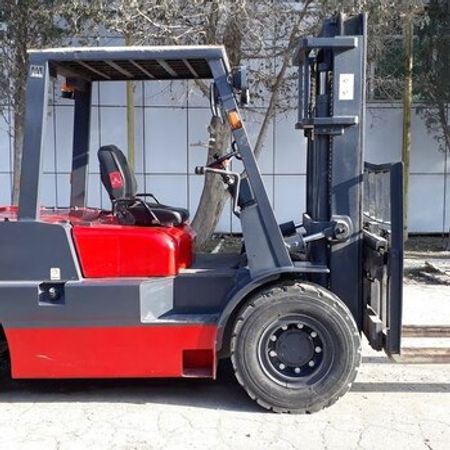Tailift FD50 – Avtobuslar və xüsusi texnika – ucuztap.az