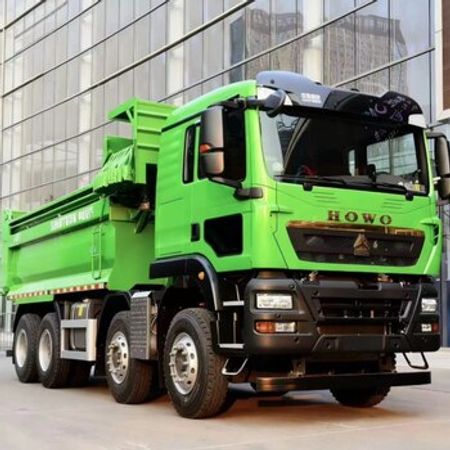 Özüboşaldan yük maşını HOWO 8x4, 2024 il – Avtobuslar və xüsusi texnika – ucuztap.az