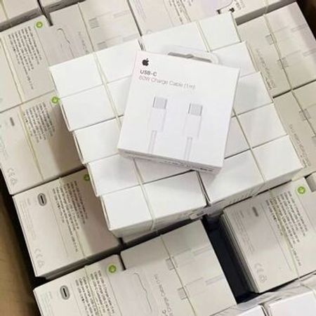 Apple iPhone 15, Apple iPhone 15 Pro, Apple iPhone 15 Pro Max USB kabeli – Bakı – ucuztap.az