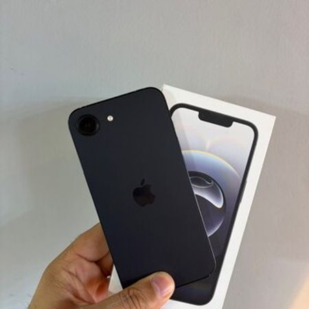 Apple iPhone 16e Black 128GB/8GB – Bakı – ucuztap.az
