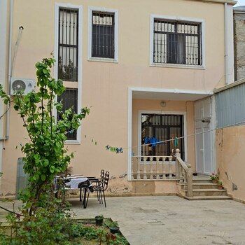 Həyət evi, Ilqar Məmmədov küç.17 – Bakı – ucuztap.az