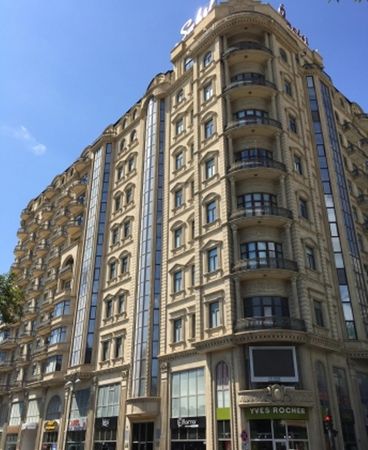4 Otaqlı Mənzil Kirayə Verilir, 220 M², Bül- Bül Prospekti - 15, Bakı – Mənzillər – ucuztap.az