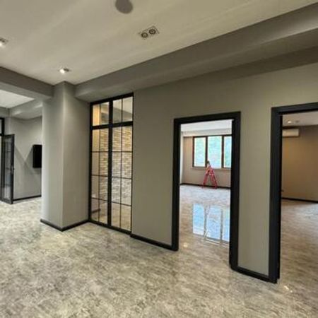 Ofis icarəyə verilir, Süleyman Sani Axundov küç. – Obyektlər və ofislər – ucuztap.az