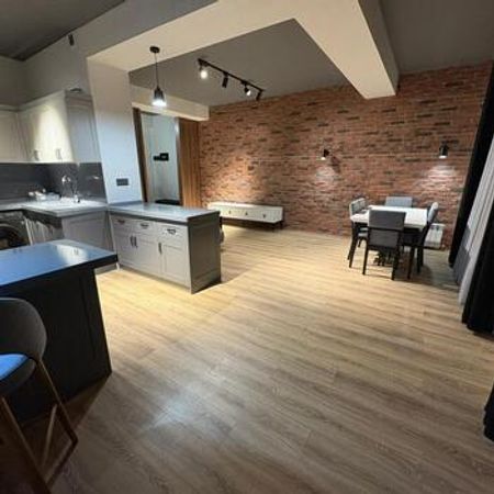 3-Otaqlı yeni tikili kirayə verilir, Xan Şuşinski küç., 130 m² – Mənzillər – ucuztap.az