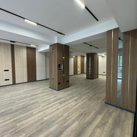 Ofis icarəyə verilir, Yusif Vəzir Çəmənzəminli küç. – Obyektlər və ofislər – ucuztap.az