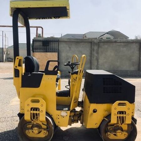 Mini vərdənə Bomag BW100 icarəsi – Nəqliyyat vasitələrinin icarəsi – ucuztap.az