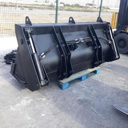 JCB üçün açılan çalov – Avtobuslar və xüsusi texnika – ucuztap.az