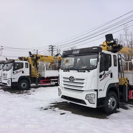 FAW kran-manipulyator 12 ton – Avtobuslar və xüsusi texnika – ucuztap.az