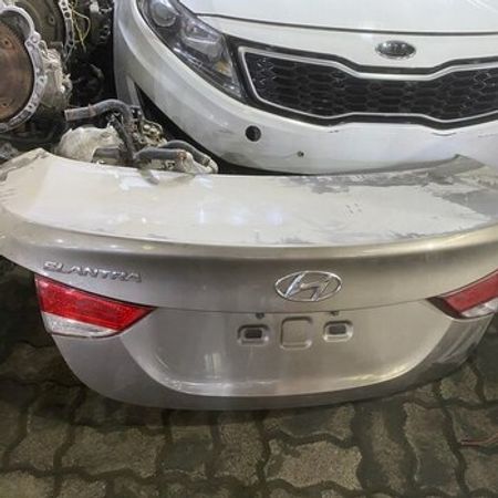 Hyundai Elantra 2011-2015 baqajı – Ehtiyat hissələri – ucuztap.az