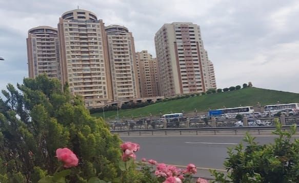 3 Otaqlı mənzil, 110 m², Yeni Yasamal Moskva prospekti Main kompleksi mənzil satılır, Bakı – Bakı – ucuztap.az