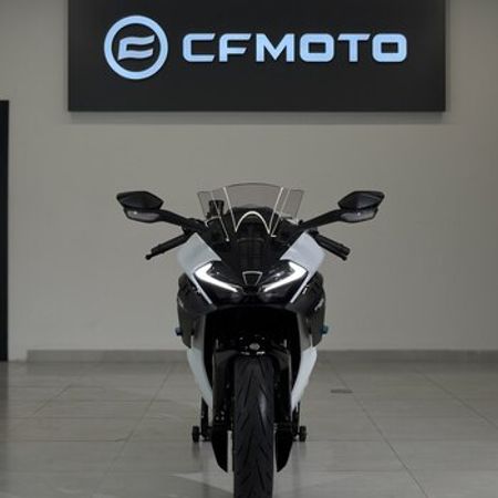 Motosiklet 675 SR-R, 2025 il – Bakı – ucuztap.az