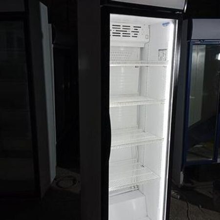 Soyuducu vitrin UBC Smartcool 350P – Sumqayıt – ucuztap.az