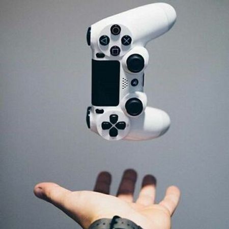 PlayStation 4 Dualsense – Oyunlar, pultlar və proqramlar – ucuztap.az