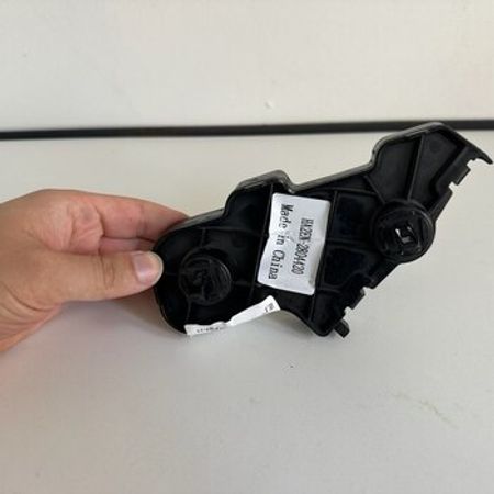 BYD Qin Plus arxa kirşəsi – Ehtiyat hissələri – ucuztap.az