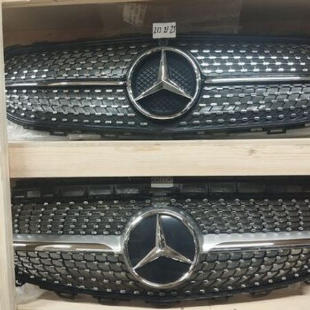 Mercedes W213 radiator barmaqlığı – Ehtiyat hissələri – ucuztap.az