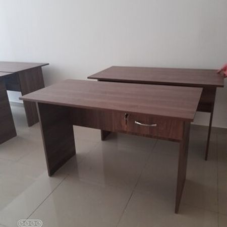 Ofis masası – Ofis mebeli – ucuztap.az