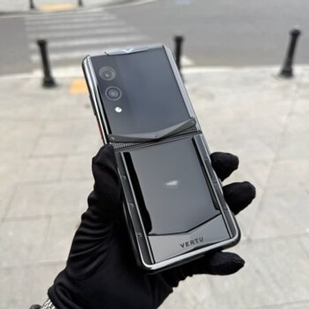 Vertu Quantum Flip 2025 1TB/16GB – Telefonlar – ucuztap.az