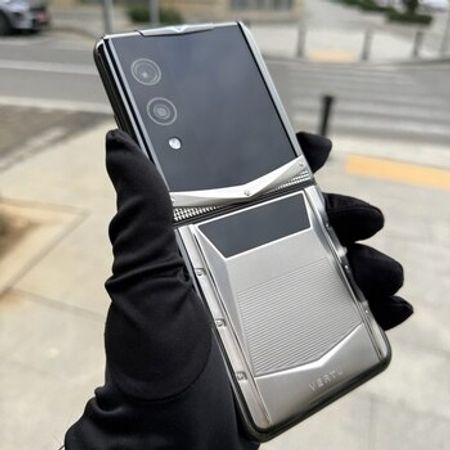 Vertu Quantum Flip 2025 1TB/16GB – Telefonlar – ucuztap.az