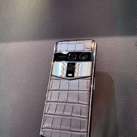 New Vertu Agent Q Silver Alligator 2025 – Bakı – ucuztap.az