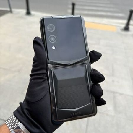 Vertu Quantum Flip 2025 1TB/16GB – Bakı – ucuztap.az