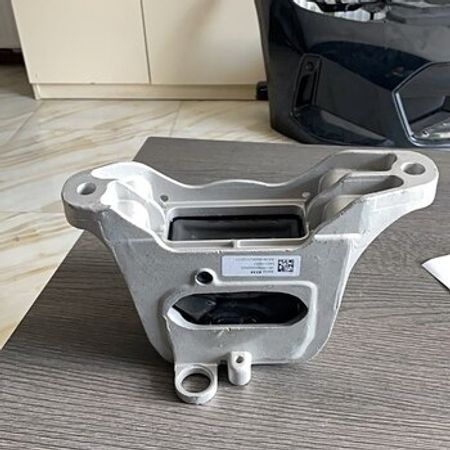 Chevrolet Equinox mühərrik yastiğı – Ehtiyat hissələri – ucuztap.az
