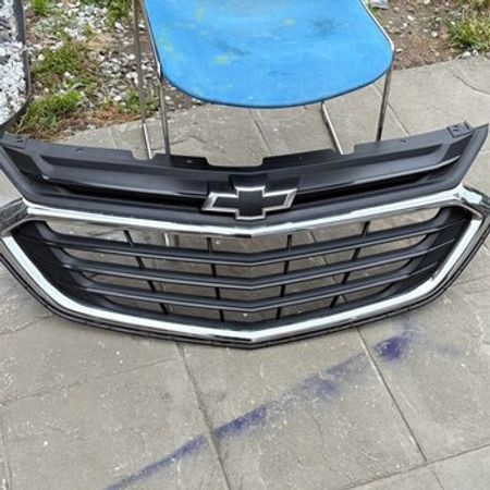 Chevrolet Equinox 2017-2021 radiator barmaqlığı – Ehtiyat hissələri – ucuztap.az