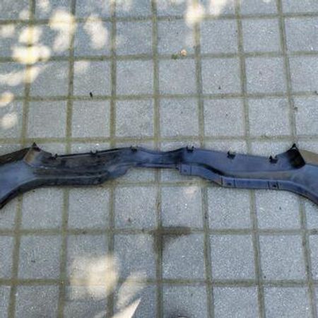 Hyundai Accent 2007 ekranın üst plastması – Ehtiyat hissələri – ucuztap.az